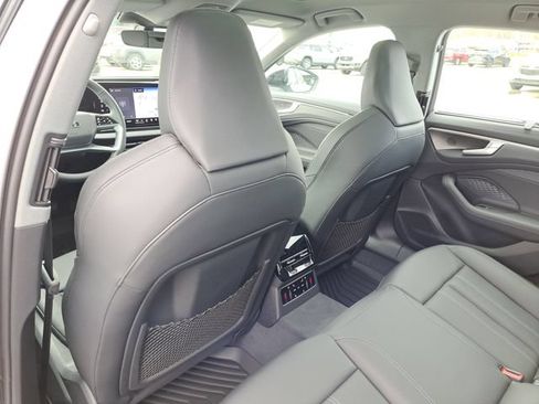 New 2026 Audi A6 Premium Plus AWD/4WD image 19