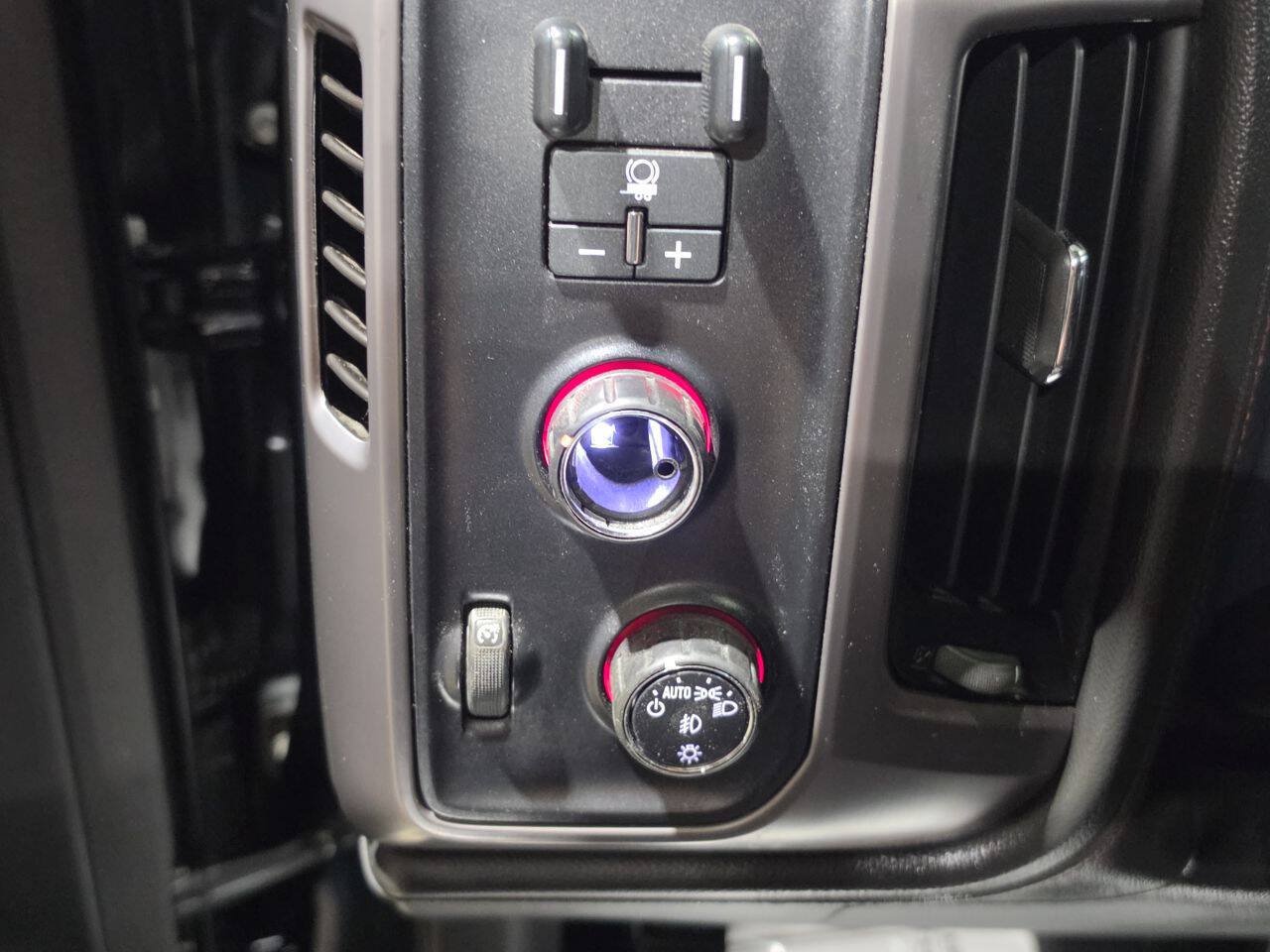 Used 2015 GMC Sierra 1500 SLT AWD/4WD image 41