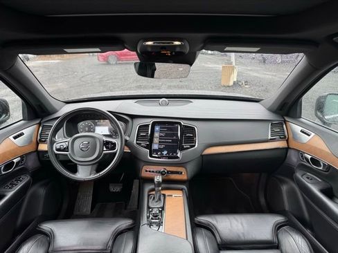 Used 2018 Volvo XC90 T6 Inscription w/ Convenience Package image 15