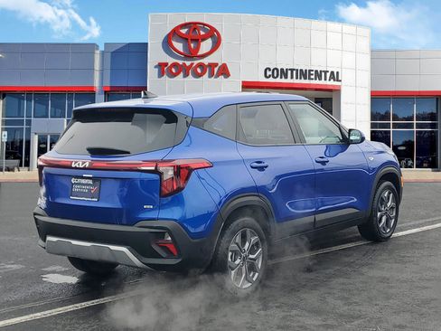 Used 2024 Kia Seltos LX image 5