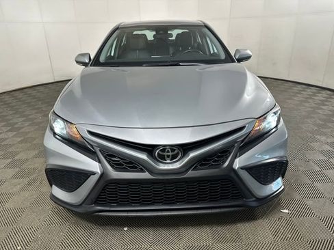 Used 2023 Toyota Camry SE image 8