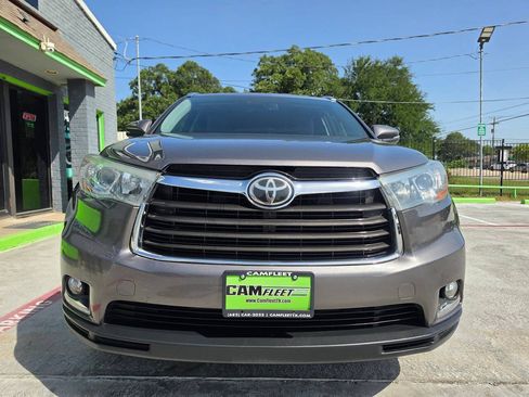 Used 2014 Toyota Highlander Limited Platinum AWD/4WD image 8