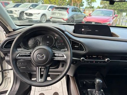 Used 2023 MAZDA CX-30 AWD 2.5 S w/ Premium Package image 18