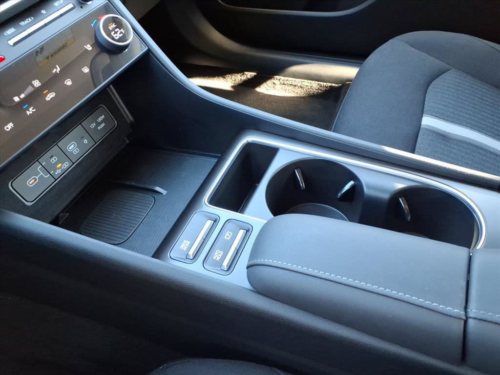 New 2026 Hyundai Sonata SEL FWD image 16