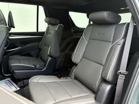 New 2026 Cadillac Escalade Luxury w/ Touring Package image 13