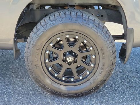 Used 2022 Nissan Frontier S w/ Technology Package image 13