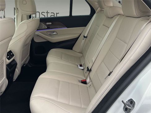 Used 2023 Mercedes-Benz GLE 450 4MATIC w/ AMG Line Exterior image 27