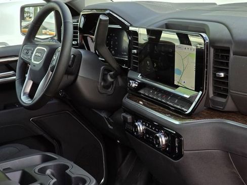 New 2026 GMC Sierra 1500 Elevation AWD/4WD image 10