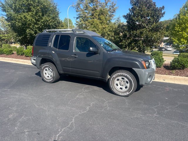 Used 2012 Nissan Xterra X AWD/4WD image 2