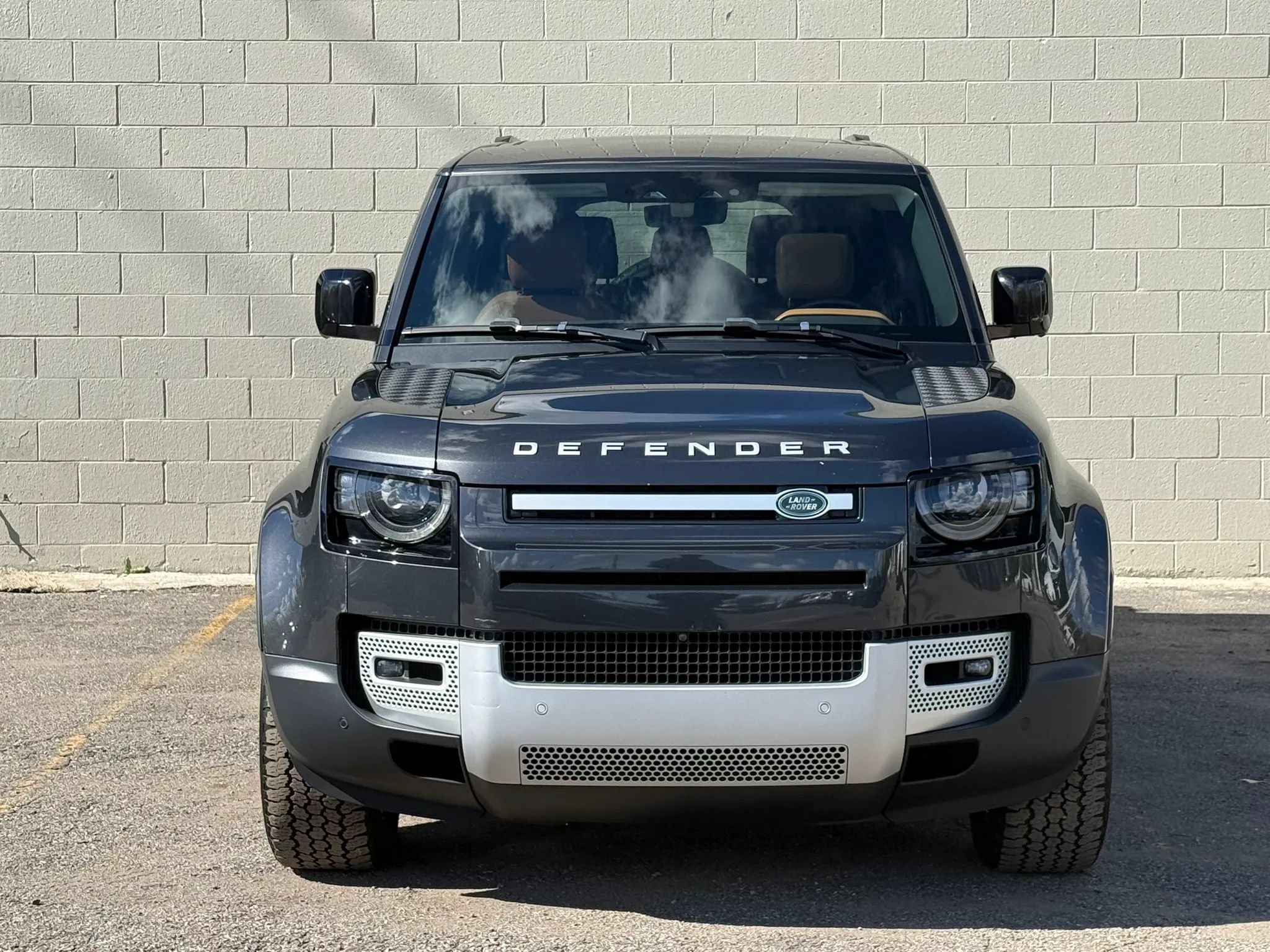 Used 2023 Land Rover Defender 130 First Edition AWD/4WD image 13
