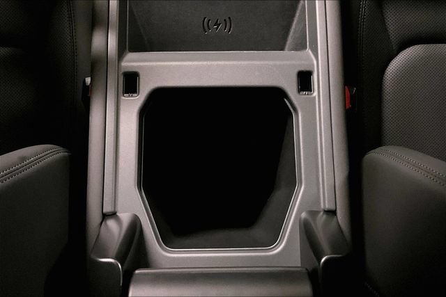 Certified 2026 Land Rover Defender 110 S AWD/4WD image 11