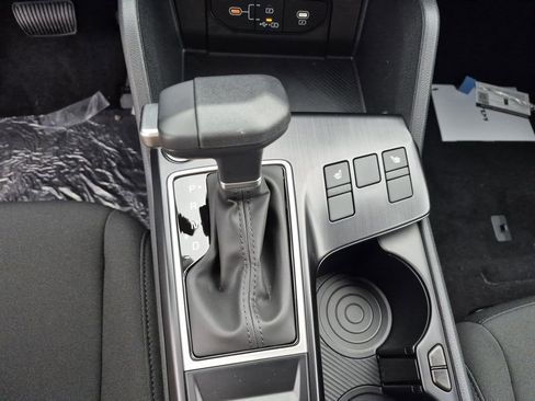 New 2026 Kia Sportage LX image 8