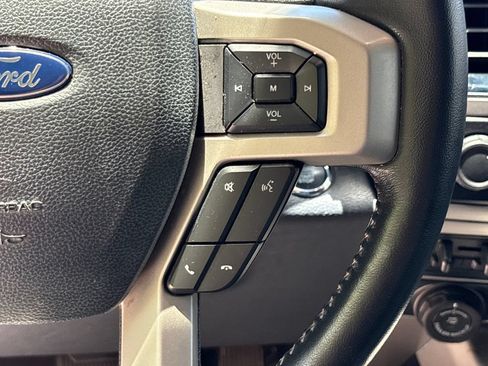 Used 2022 Ford F250 Lariat w/ Lariat Ultimate Package AWD/4WD image 22