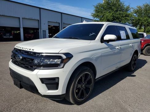 Used 2024 Ford Expedition Max Limited image 2