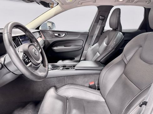 Used 2023 Volvo XC60 T8 Ultimate image 19