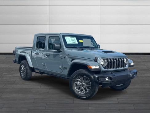 New 2025 Jeep Gladiator Sport AWD/4WD image 1