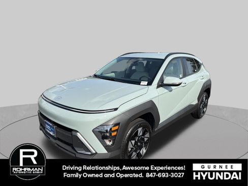 Used 2024 Hyundai Kona SEL AWD/4WD image 4