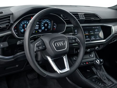Certified 2023 Audi Q3 2.0T Premium Plus w/ Premium Plus Package AWD/4WD image 9