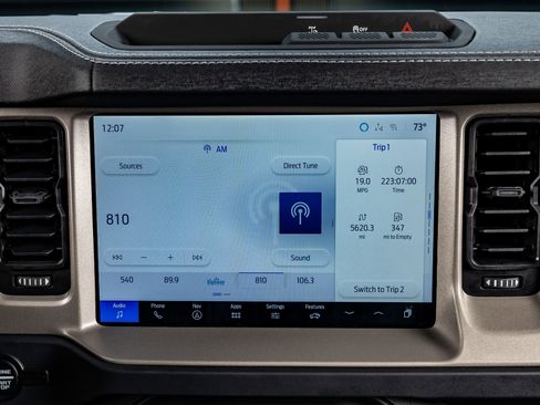 Used 2025 Ford Bronco Outer Banks AWD/4WD image 24