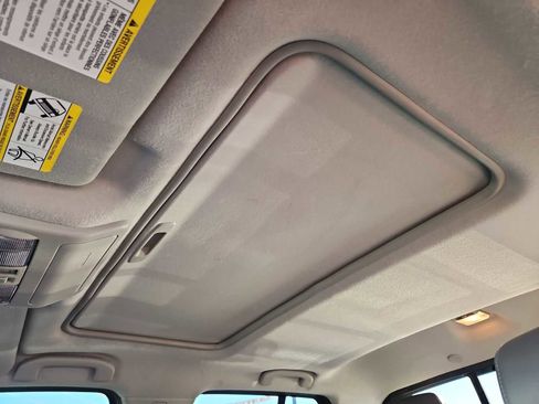 Used 2019 Nissan Frontier SL image 20