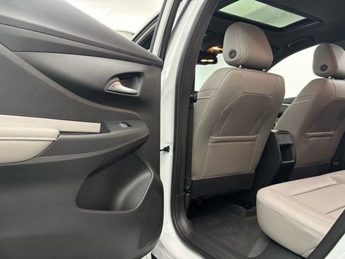 New 2026 Buick Envista Avenir image 38