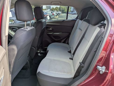 Used 2016 Chevrolet Trax LS FWD image 15