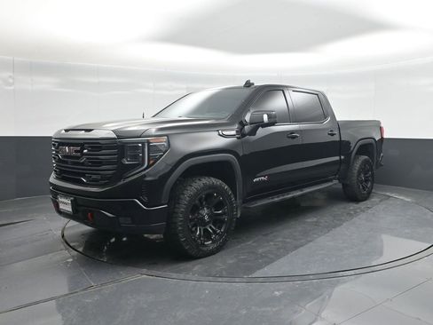 Used 2022 GMC Sierra 1500 AT4 w/ AT4 Premium Package image 1