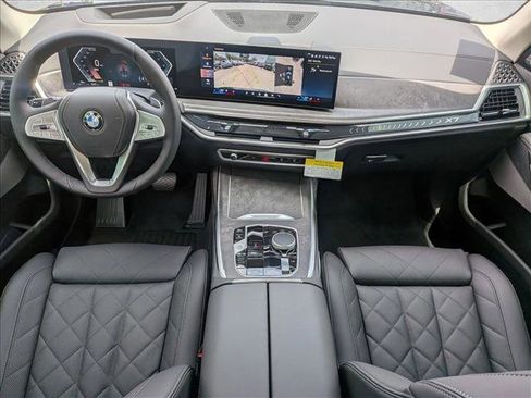 New 2026 BMW X7 xDrive40i AWD/4WD image 16