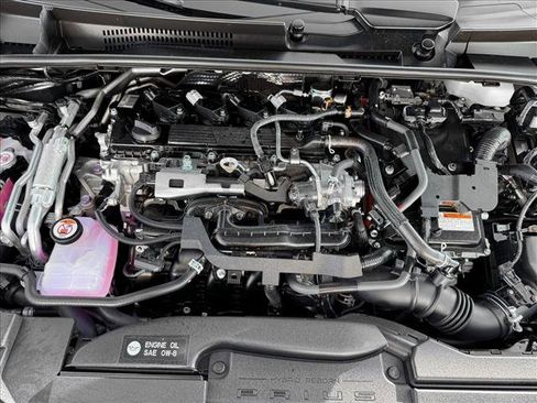 Used 2026 Toyota Prius Plug-In Hybrid FWD image 21