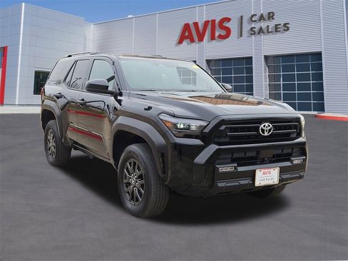 Used 2025 Toyota 4Runner SR5 image 9
