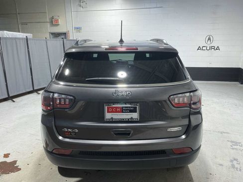 Used 2022 Jeep Compass Latitude AWD/4WD image 5