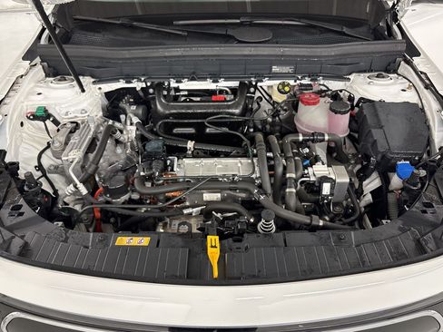 Certified 2023 Mercedes-Benz EQB 300 4MATIC image 32