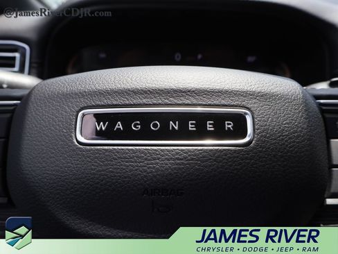 Used 2024 Jeep Wagoneer Series II w/ Flexible Seating Group RWD image 28