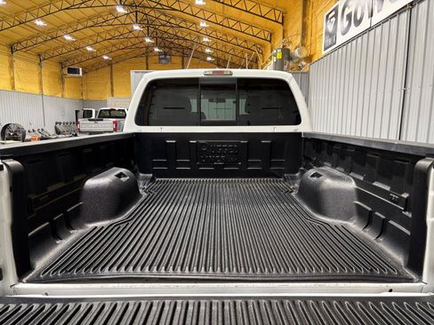 Used 2014 Ford F250 XL w/ Power Equipment Group AWD/4WD image 22