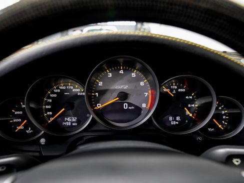 Used 2008 Porsche 911 GT2 RWD image 10