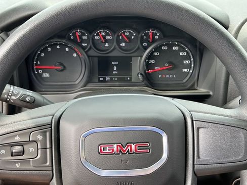 New 2024 GMC Sierra 2500 Pro image 13