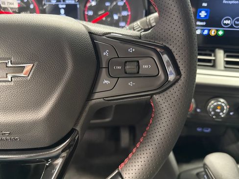 New 2026 Chevrolet Trax RS FWD image 5