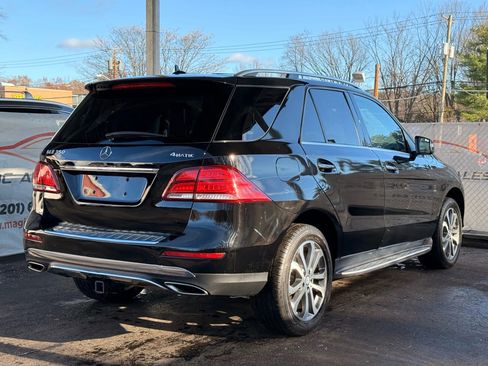 Used 2016 Mercedes-Benz GLE 350 4MATIC w/ Premium Package image 11