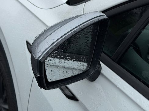 Used 2024 Volkswagen Tiguan Wolfsburg Edition image 11