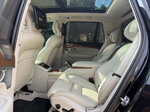 Used 2017 Volvo XC90 T8 Excellence AWD/4WD image 13
