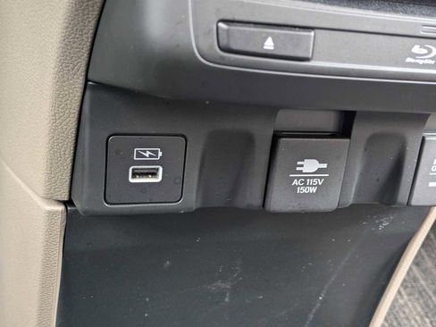 Used 2023 Honda Odyssey Touring image 31