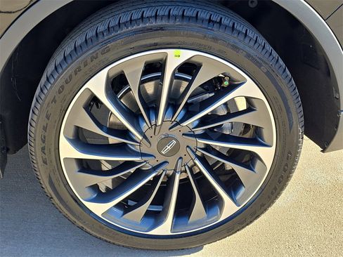 Used 2020 Lincoln Aviator Reserve w/ Equipment Group 202A image 34