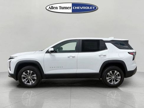 New 2026 Chevrolet Equinox LT w/ Convenience Package II FWD image 6