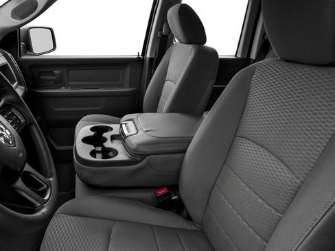 Used 2017 RAM 1500 Express w/ Express Value Package AWD/4WD image 12