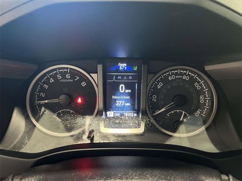 Used 2023 Toyota Tacoma SR5 w/ Technology Package image 25