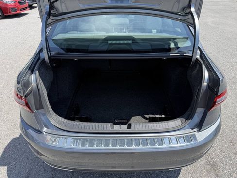 Used 2019 Volkswagen Jetta R-Line FWD image 24