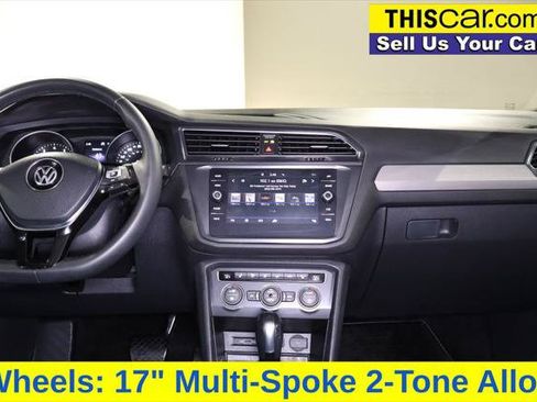 Used 2020 Volkswagen Tiguan SE FWD image 23