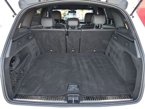 Used 2021 Mercedes-Benz GLC 300 image 32