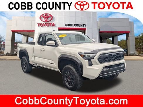 Used 2024 Toyota Tacoma SR5 image 1