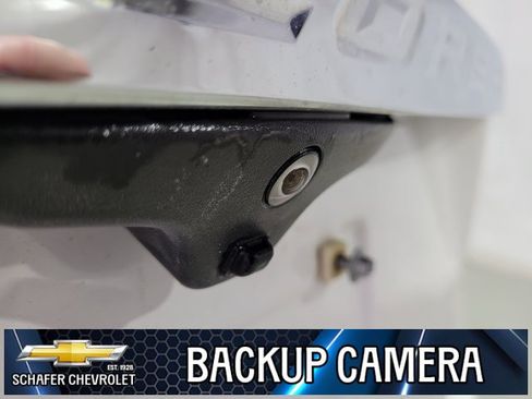 Used 2017 Ford Explorer XLT w/ Equipment Group 202A image 9